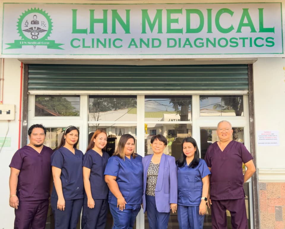 LHN Medical team outside the clinic